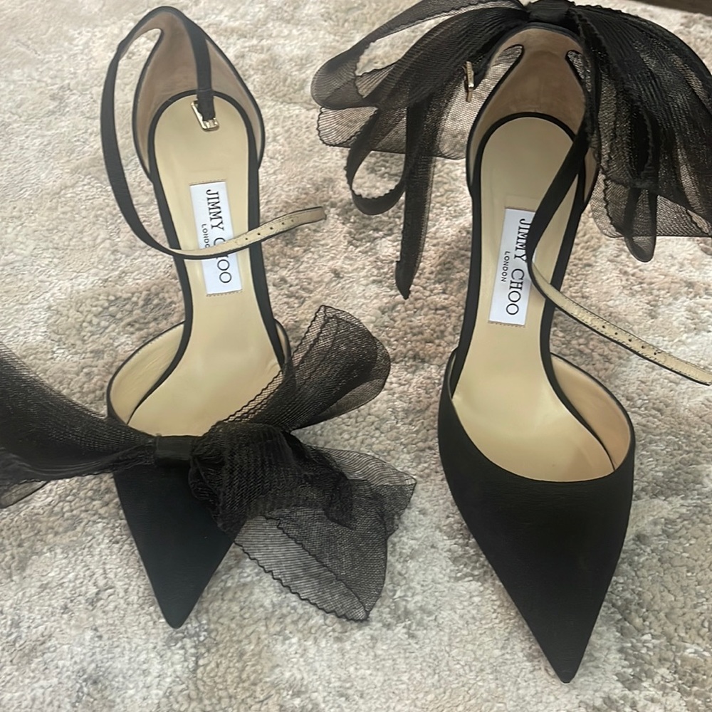 Jimmy choo mismatch bow heel